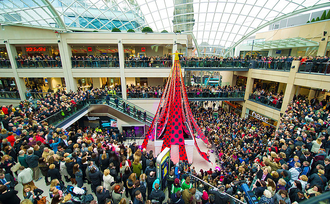 Trinity Leeds shopping centre: The world's longest designer dres